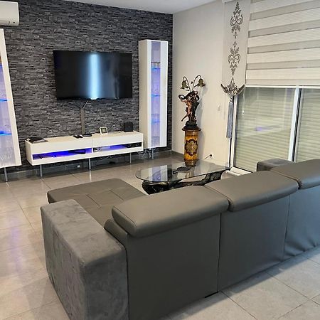 Villa Privative 3 Chambres Et Piscine Priv Pres Каркасон Екстериор снимка
